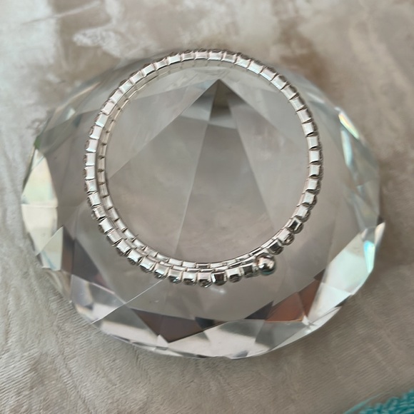 3 strand coil crystal Silvertone bracelet - Picture 2 of 6